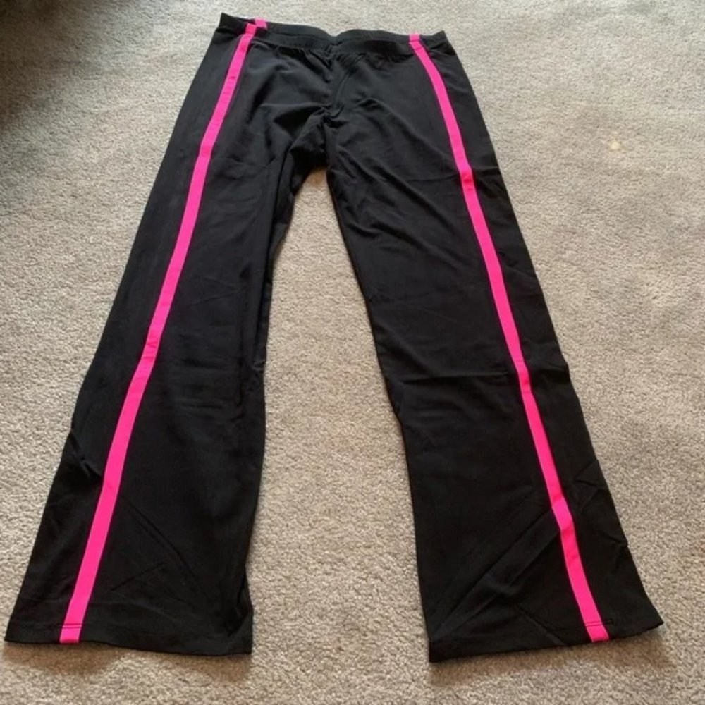 Pants ----Closing closet on Dec 5, 2023